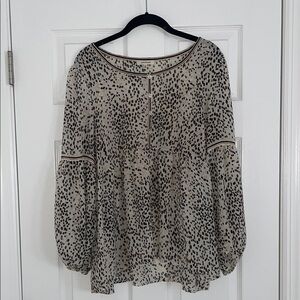 Max Studio Black and Cream Relaxed Ballon Sleeve Blouse